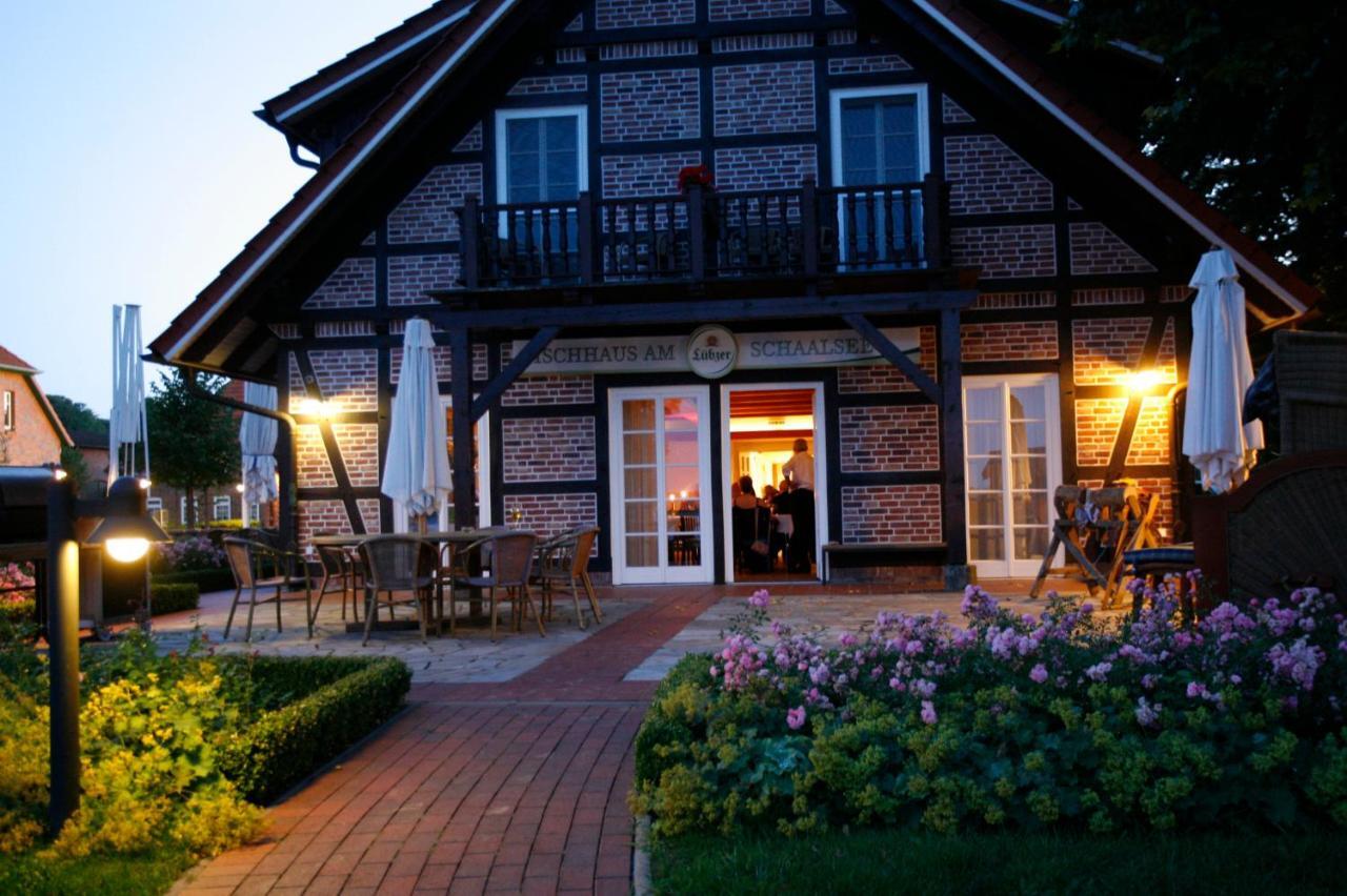 Fischhaus Am Schaalsee Zarrentin am Schaalsee Exterior photo